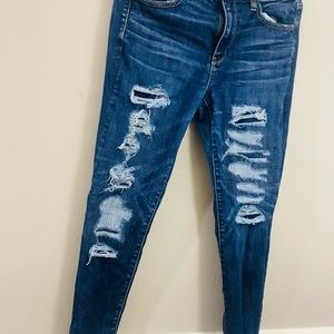American Eagle Outfitters ripped jeggings